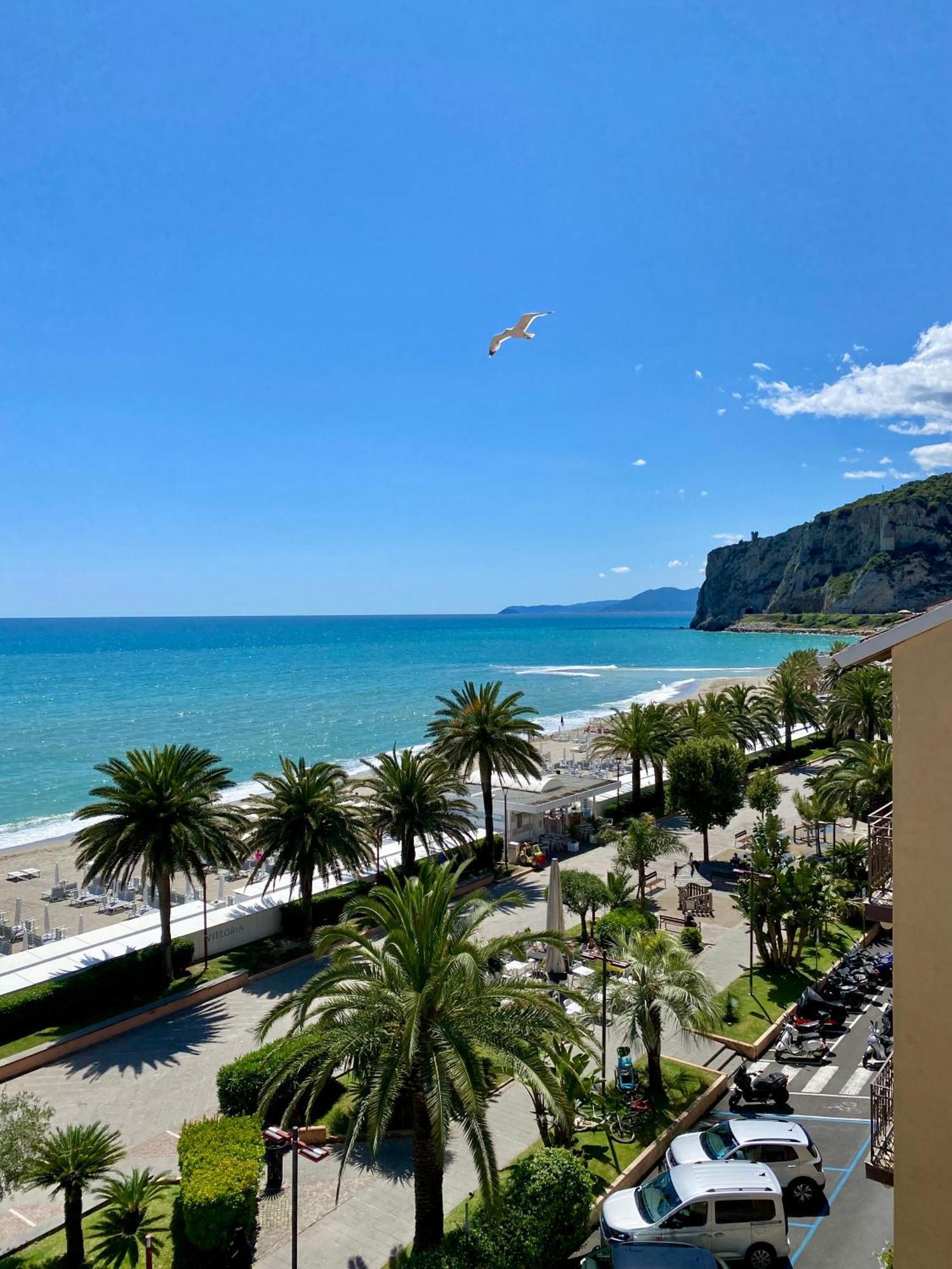 Hotel Gambone Finale Ligure Exterior photo